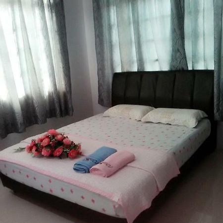 Penginapan Mycj - Roomstay Kuala Terengganu Zewnętrze zdjęcie