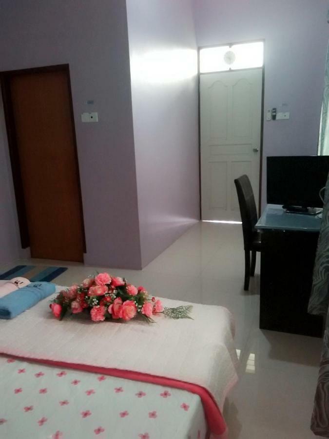 Penginapan Mycj - Roomstay Kuala Terengganu Zewnętrze zdjęcie