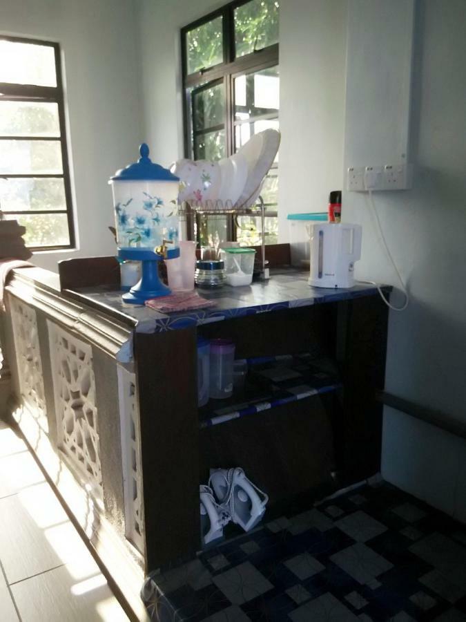 Penginapan Mycj - Roomstay Kuala Terengganu Zewnętrze zdjęcie