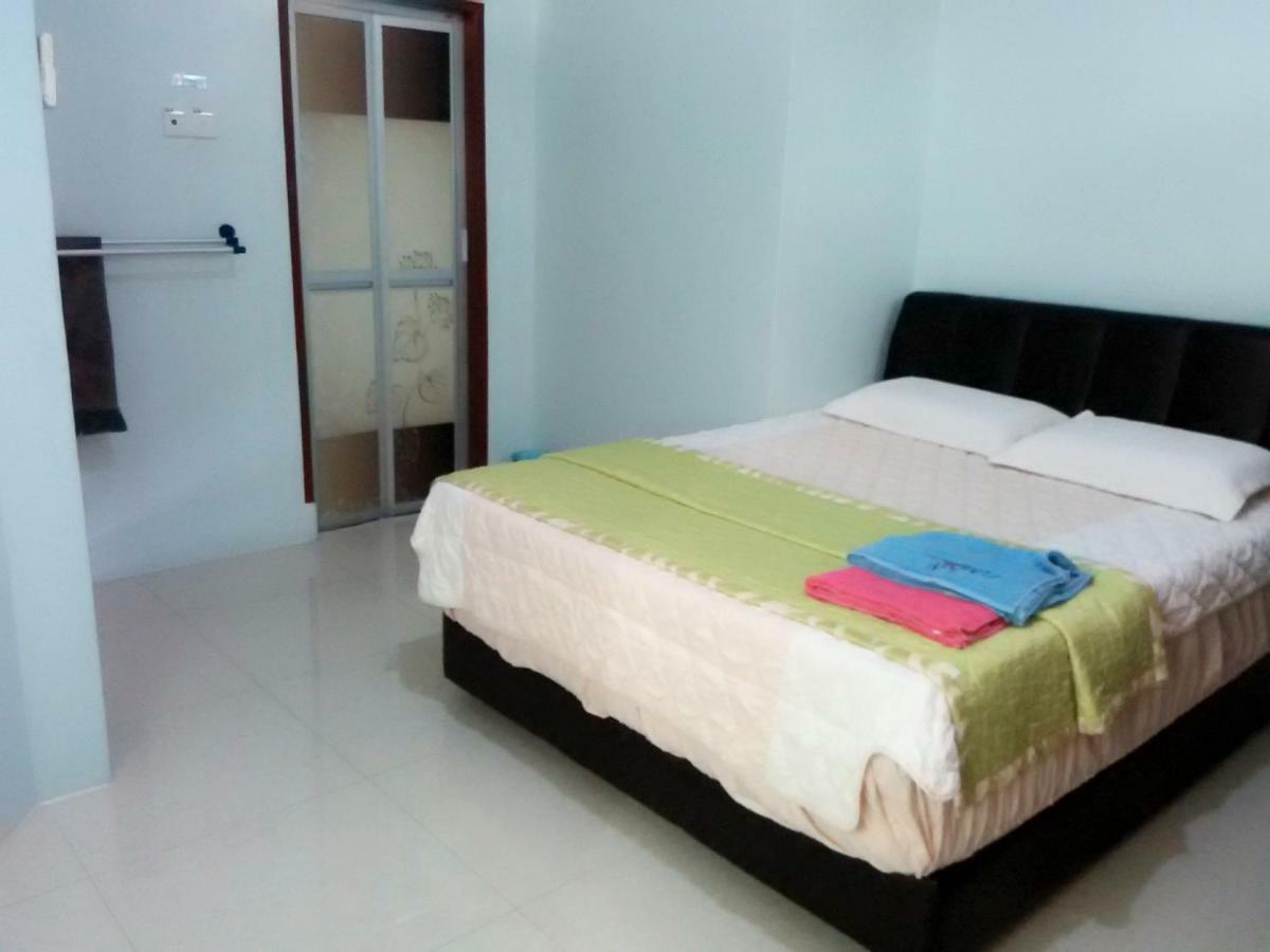 Penginapan Mycj - Roomstay Kuala Terengganu Zewnętrze zdjęcie